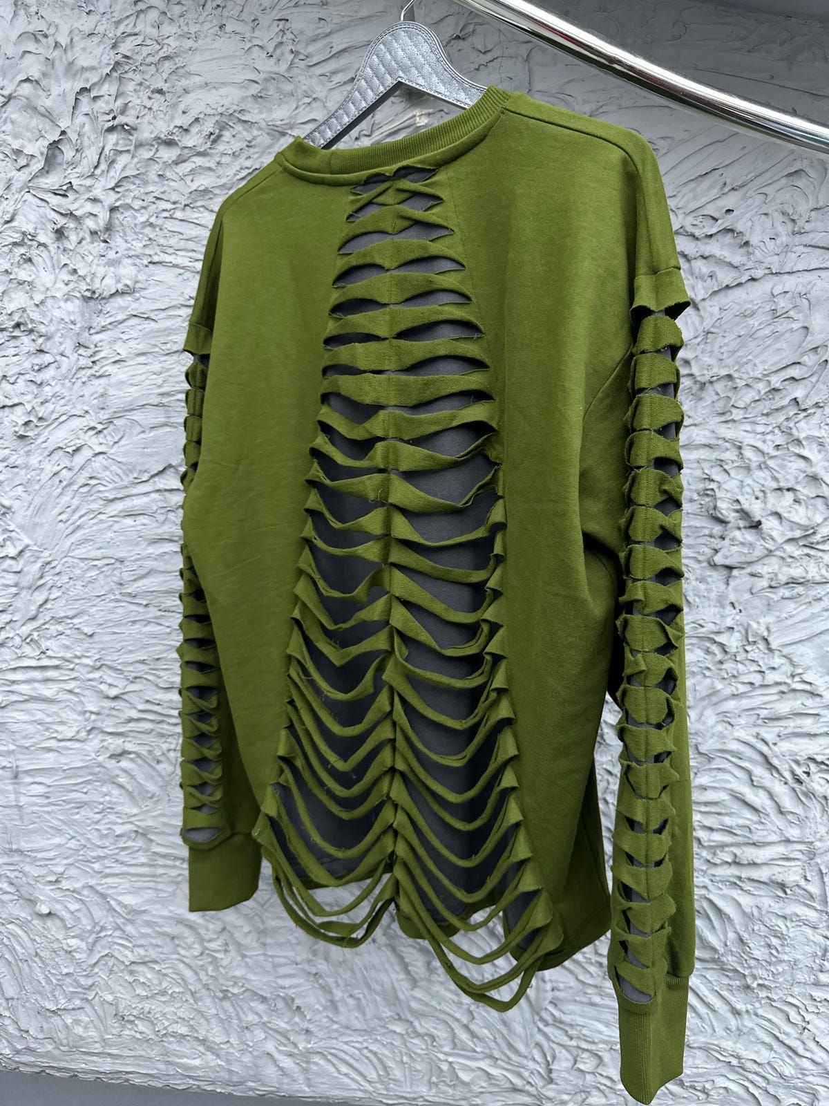 EXO SWEATSHIRT: OLIVE GREEN/GRAY - image 9