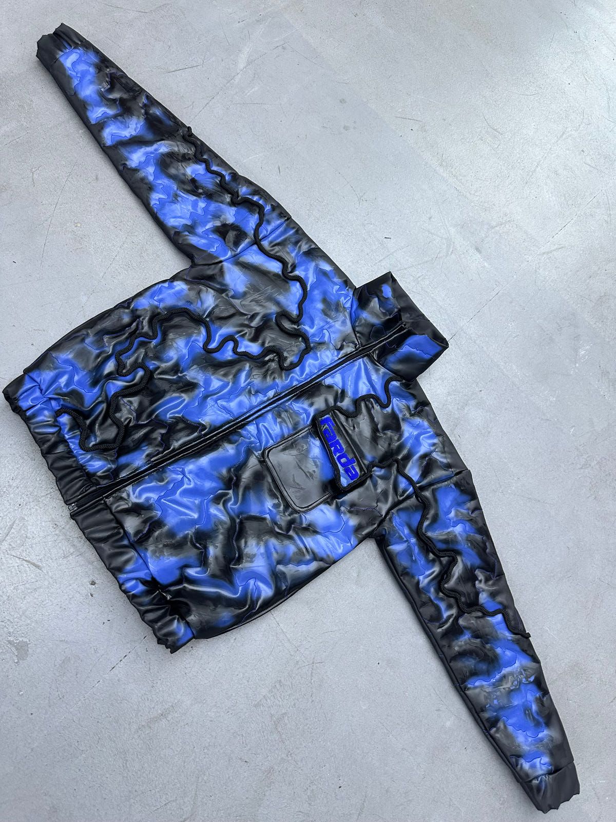 THERMOCHROMIC JACKET: BLUE BLACK - image 1