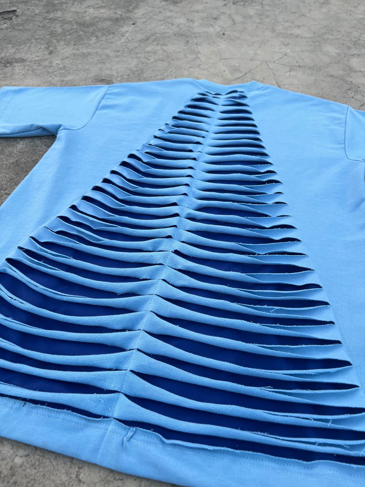 1.2 EXO TEE: BLUE - image 2