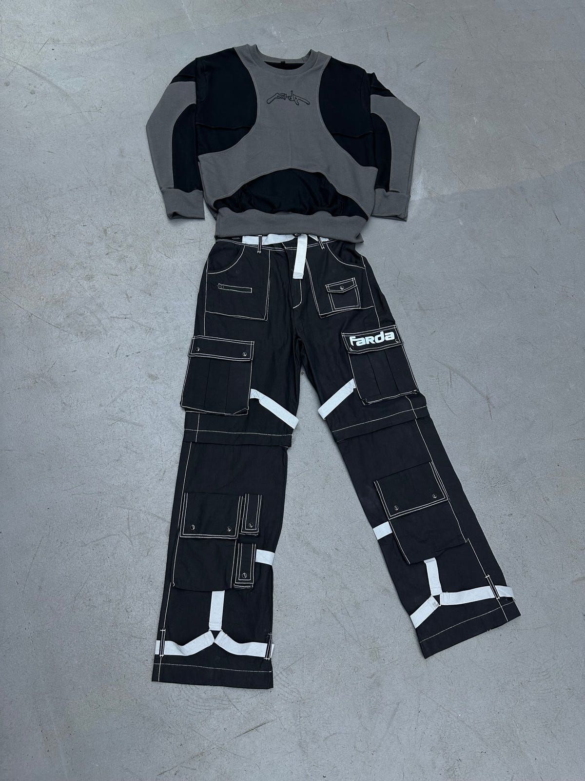 ZEKE SWEATSHIRT - image 3