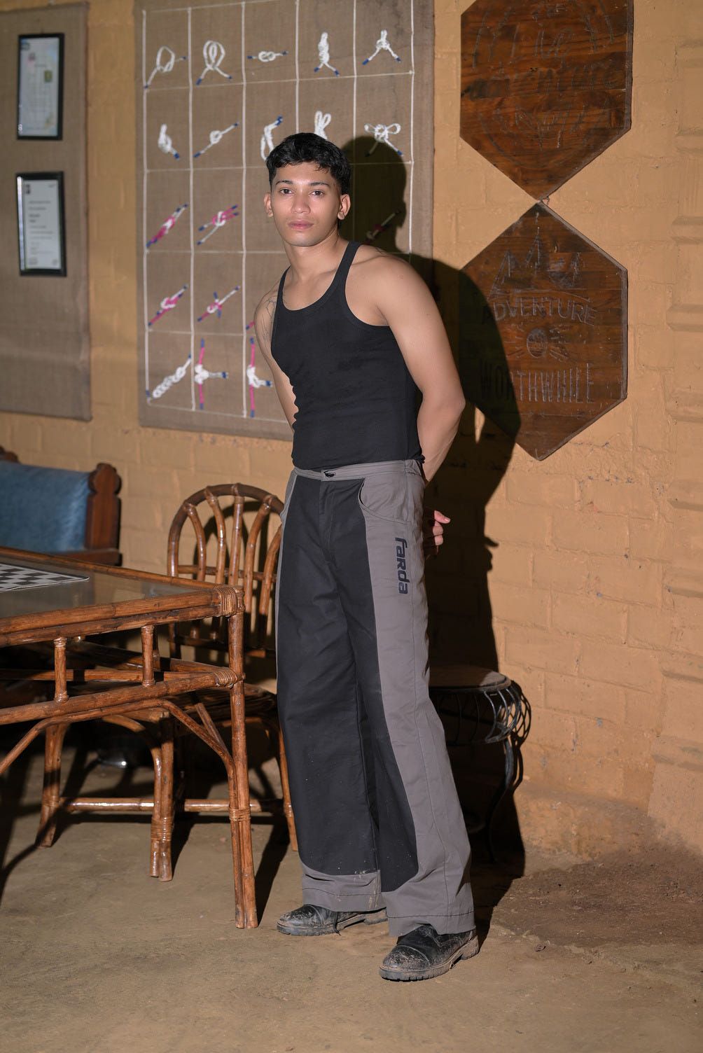 O23 CARGOS: SAGE GRAY BLACK - image 3