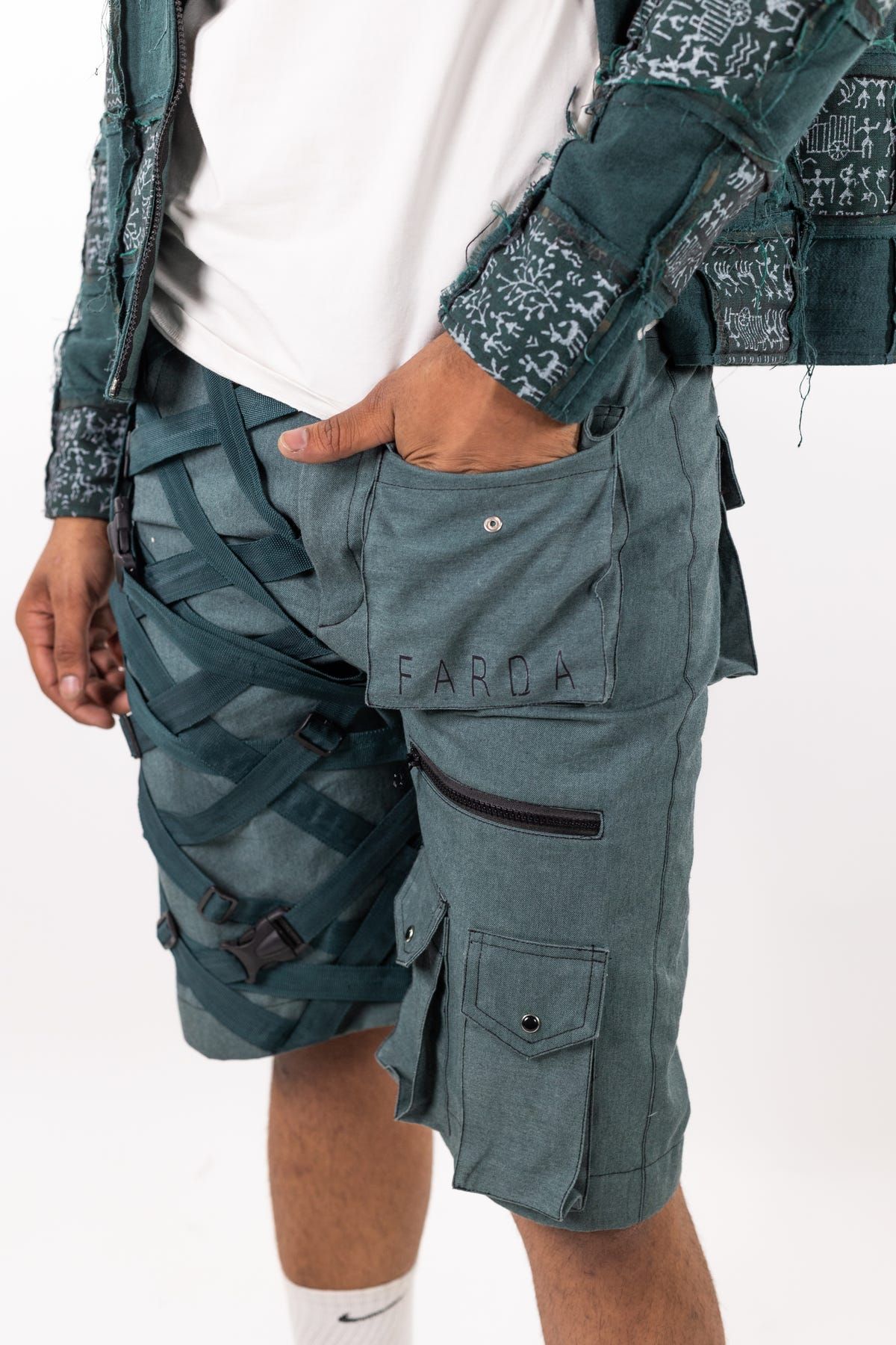 BOSCAGE VARLI PATCHWORK JACKET - image 9