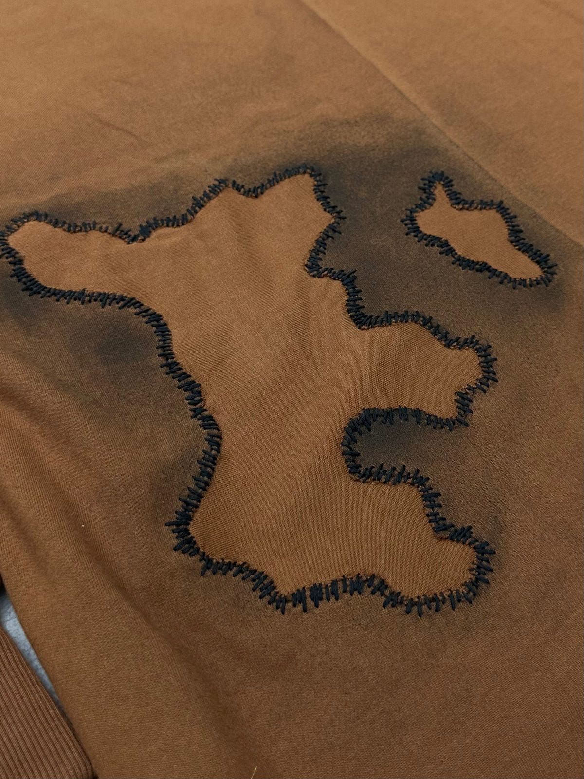INVICTUS SWEATSHIRT - image 6