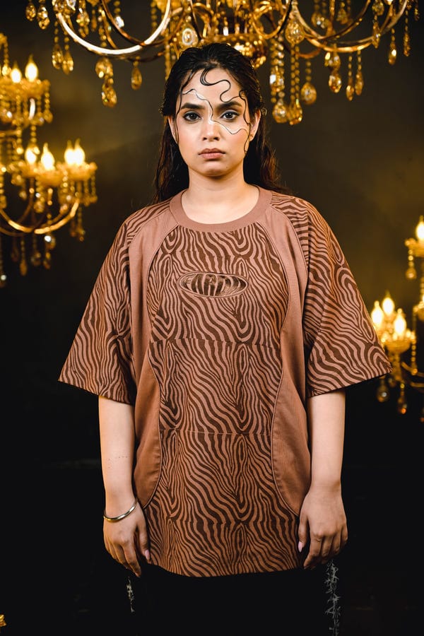 Farda — EZBRA TEE: WHISKEY [UNISEX]