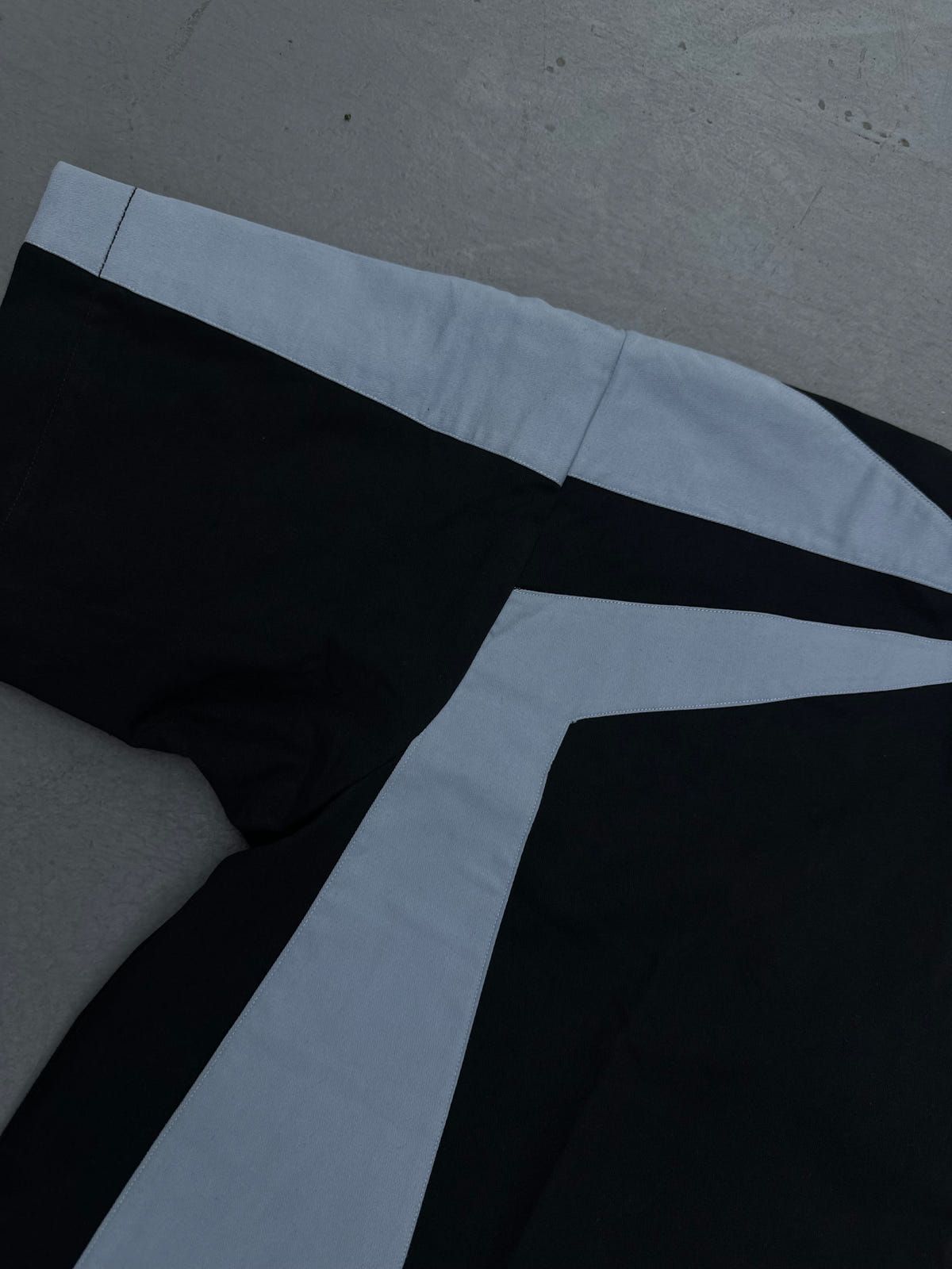 HENDRIX JACKET: BLACK/BLUE - image 4
