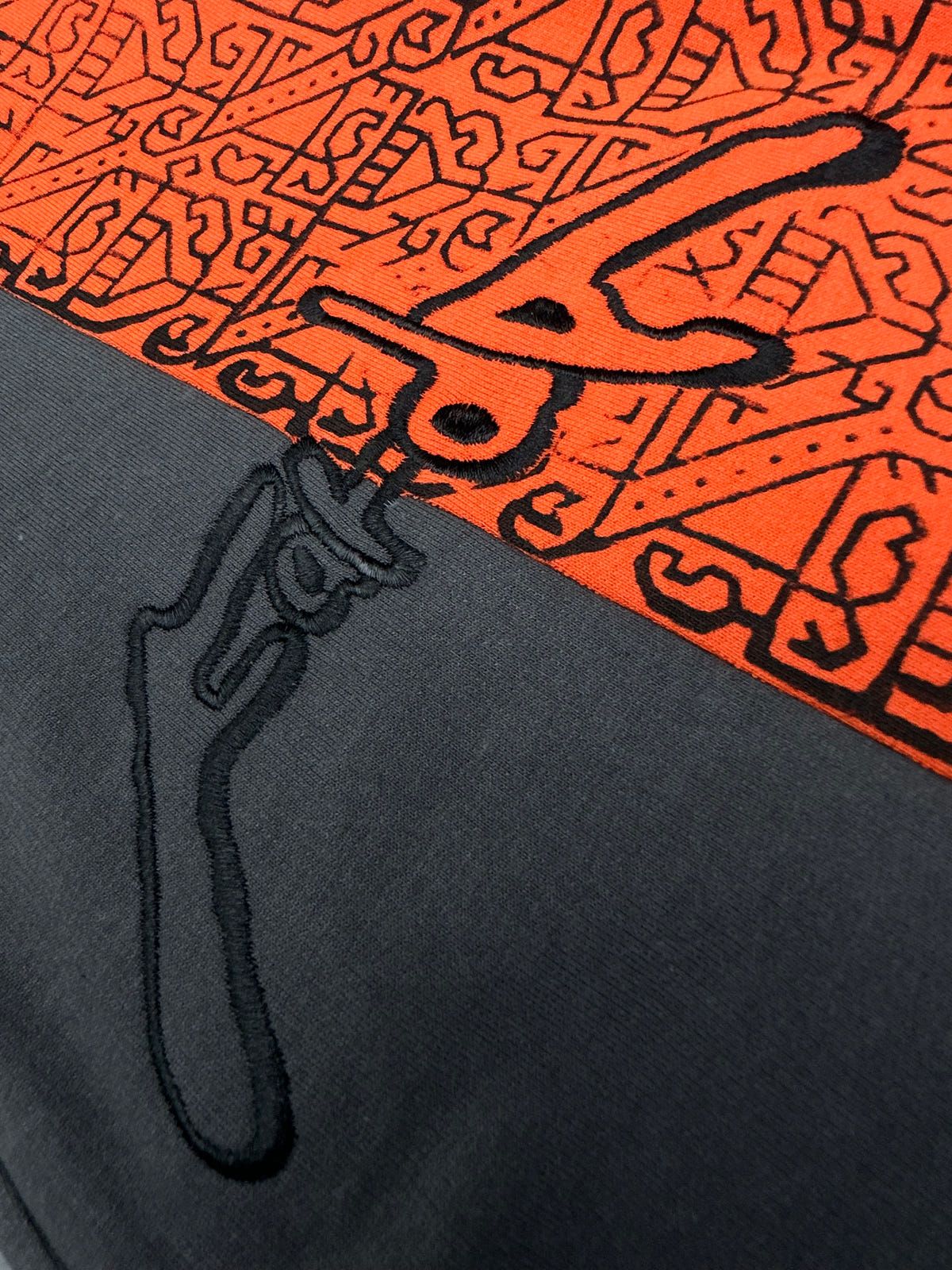 KOA SLEEVELESS TEE - image 4