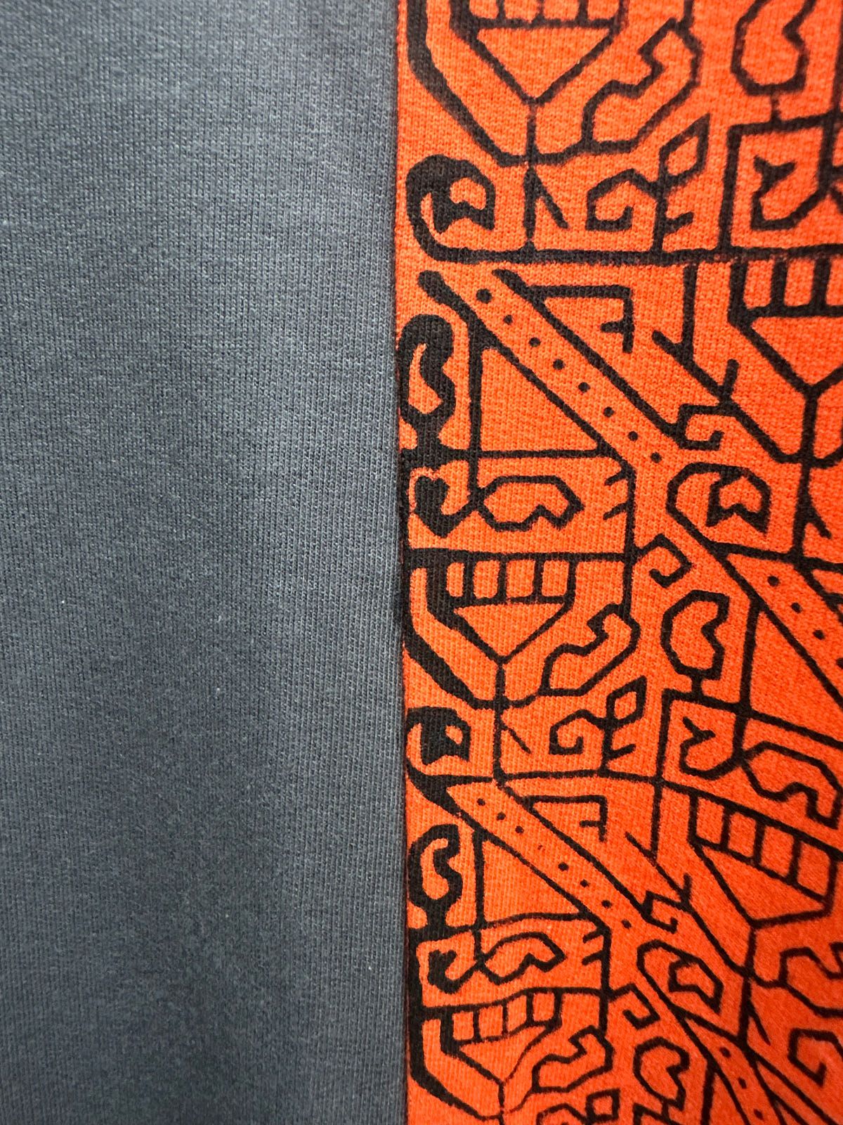 KOA SLEEVELESS TEE - image 8