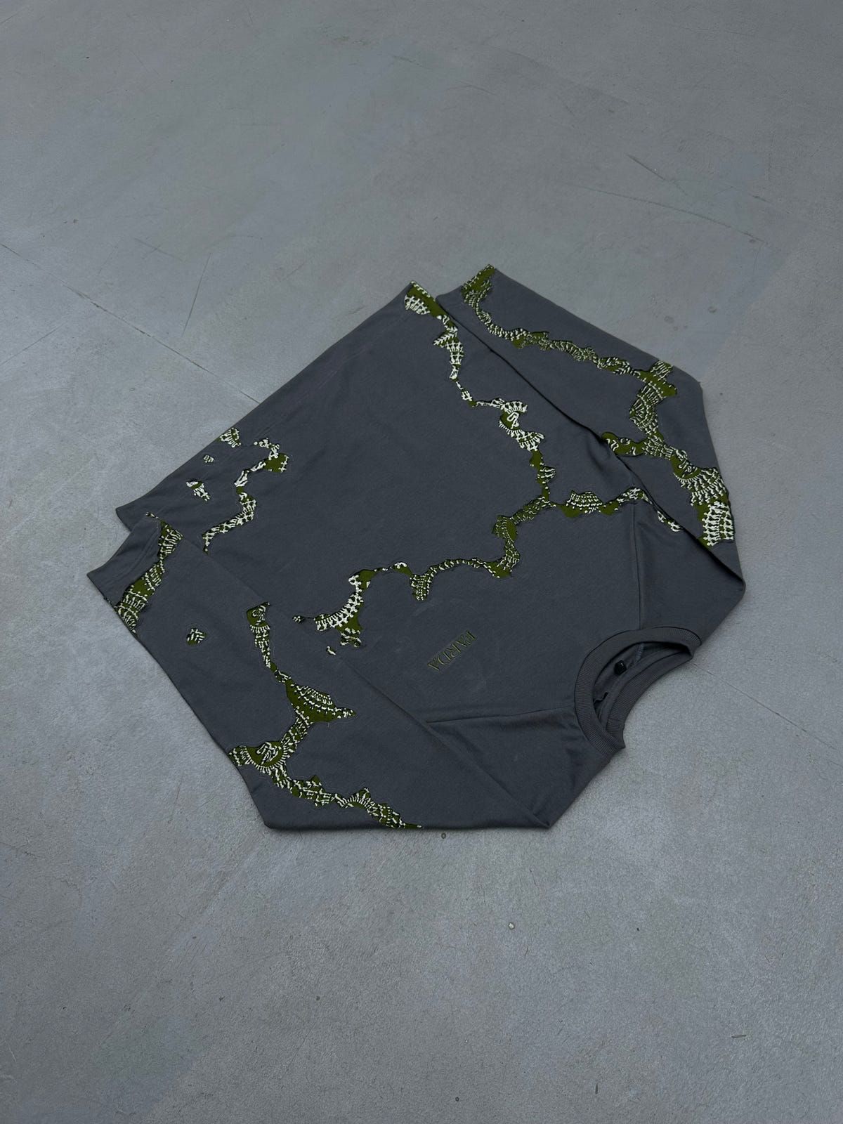 CHASM SWEATSHIRT - image 1