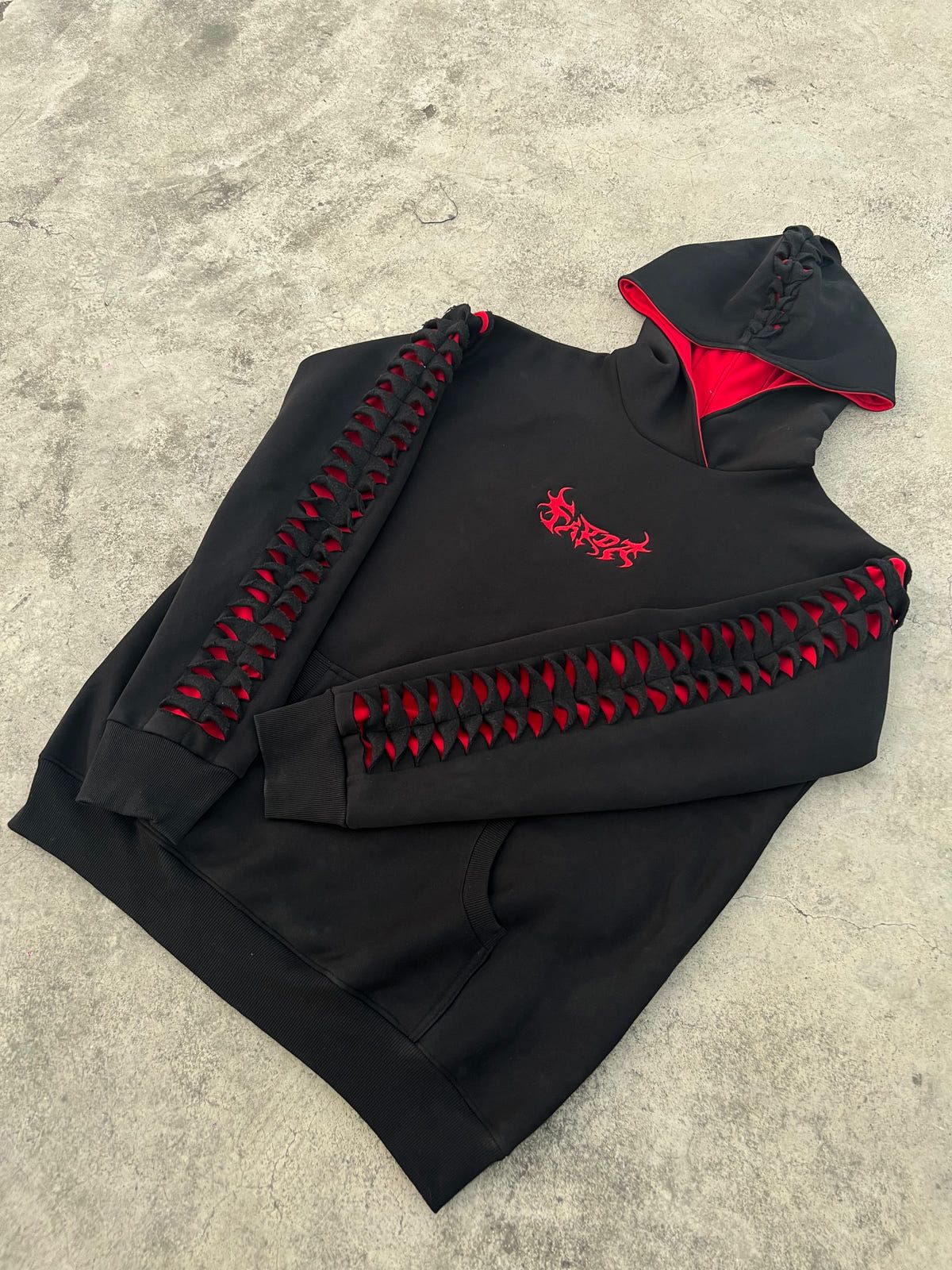 1.1 EXO HOODIE: BLACK/RED - image 8