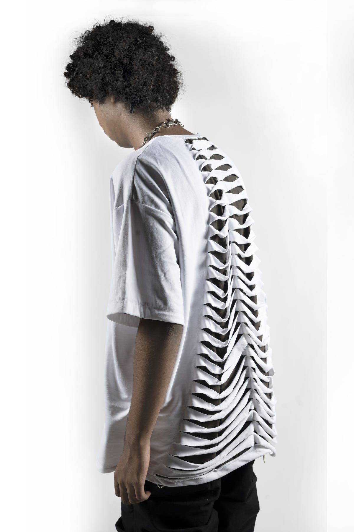 EXO TEE : WHITE - image 3