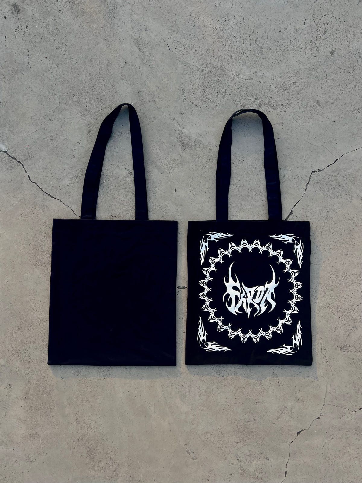 NEO TRIBAL TOTE BAGS - image 2