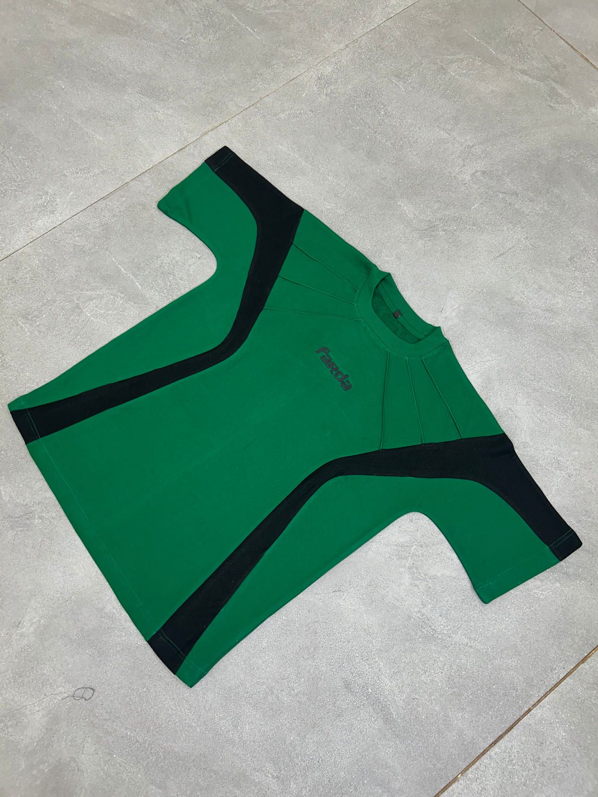 2.4 ACME TEE (GREEN/BLACK) - image 5