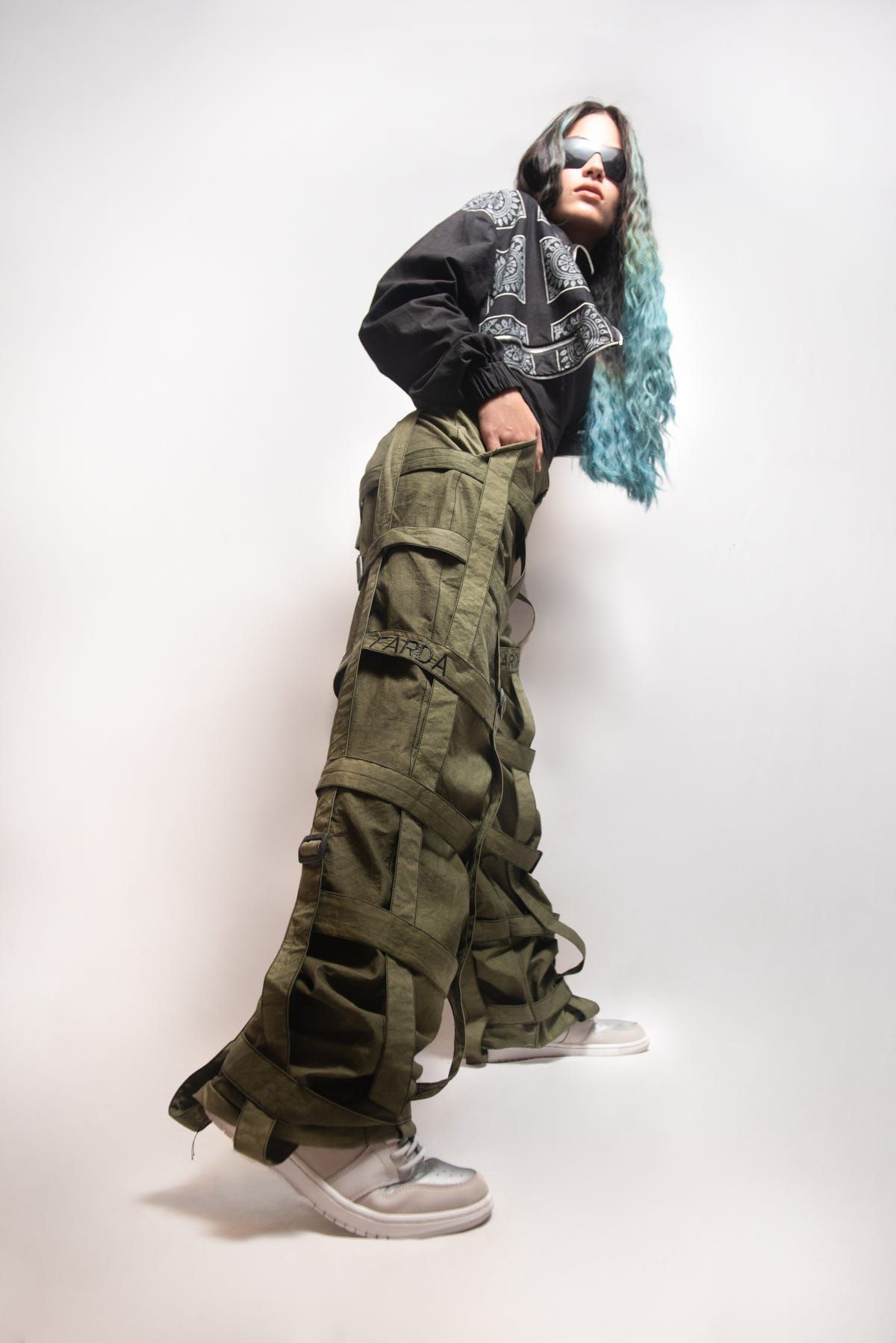 TRAP CARGOS: OLIVE - image 3