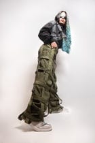 TRAP CARGOS: OLIVE view 3