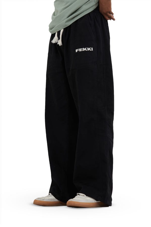 Fekki — BLACK WIDE FIT CARGOS