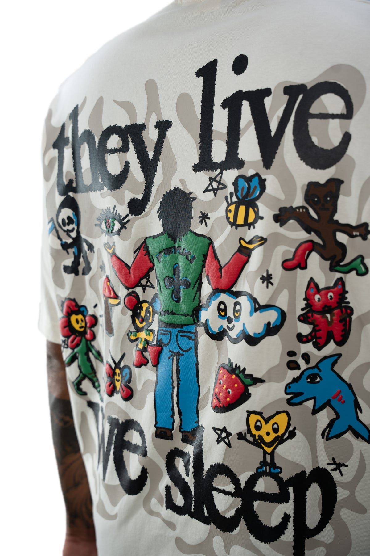 THEY LIVE TEE - image 5