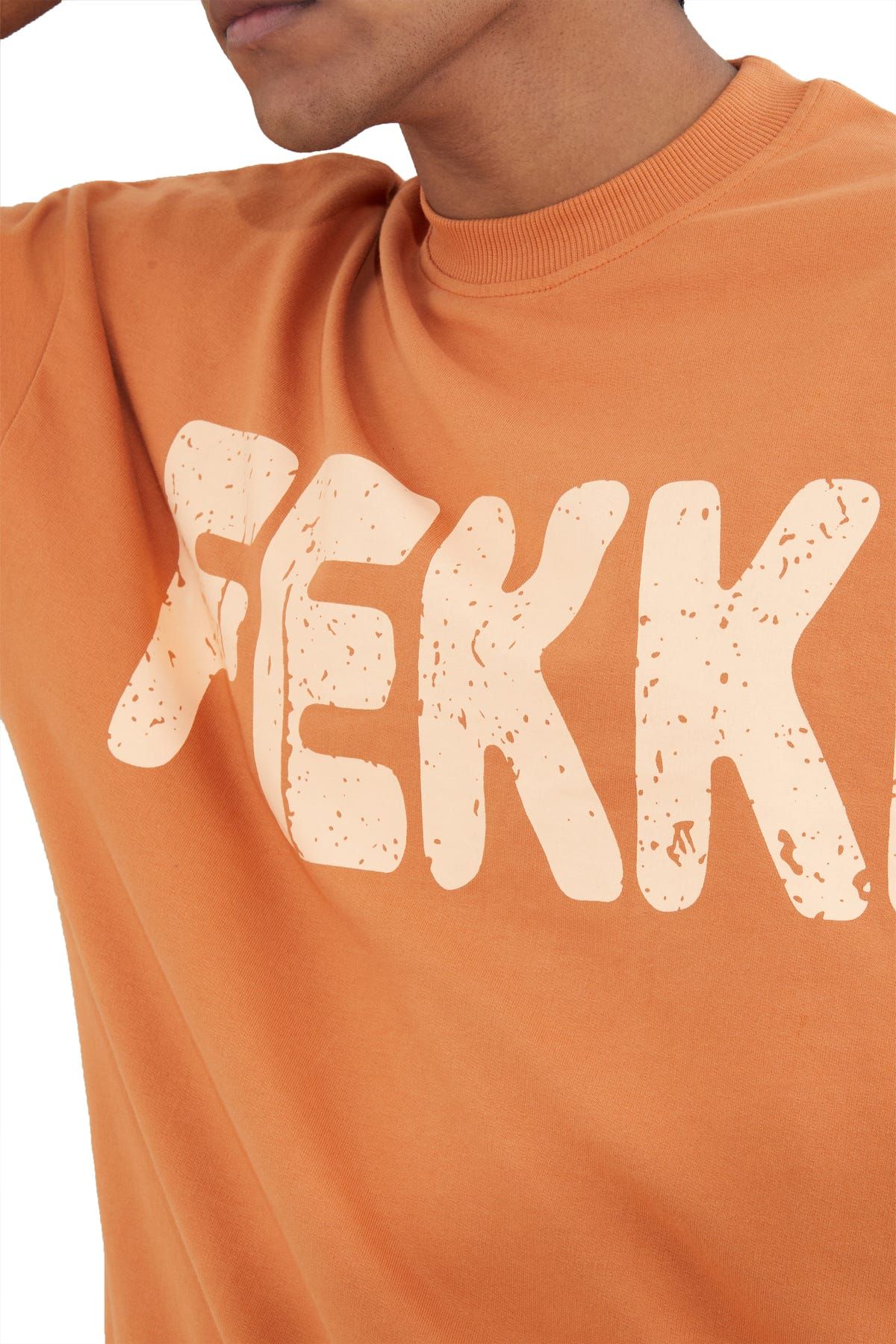 FAMOUS TEE - image 5