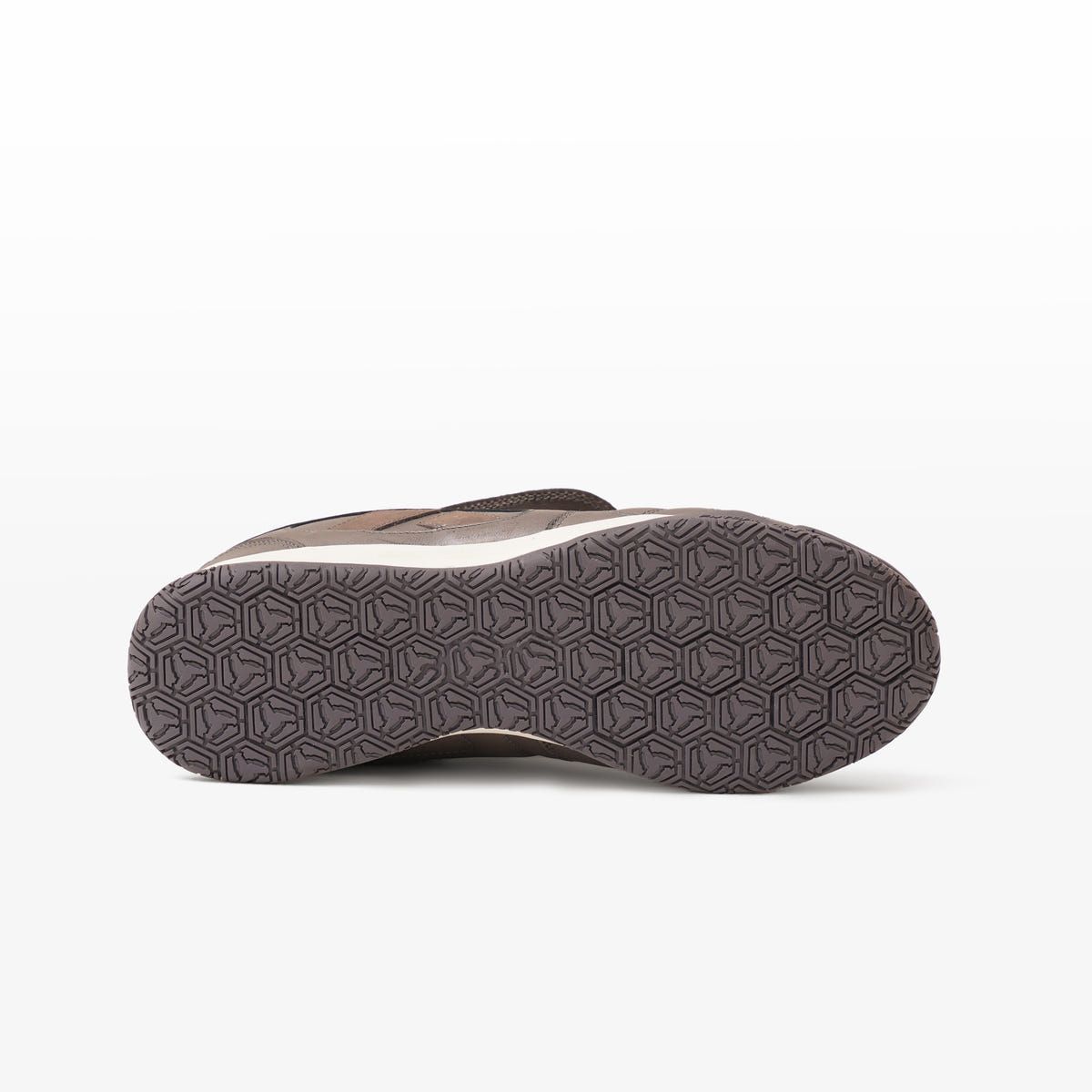 Gully Labs X Nivia - Eleven Crest - image 4