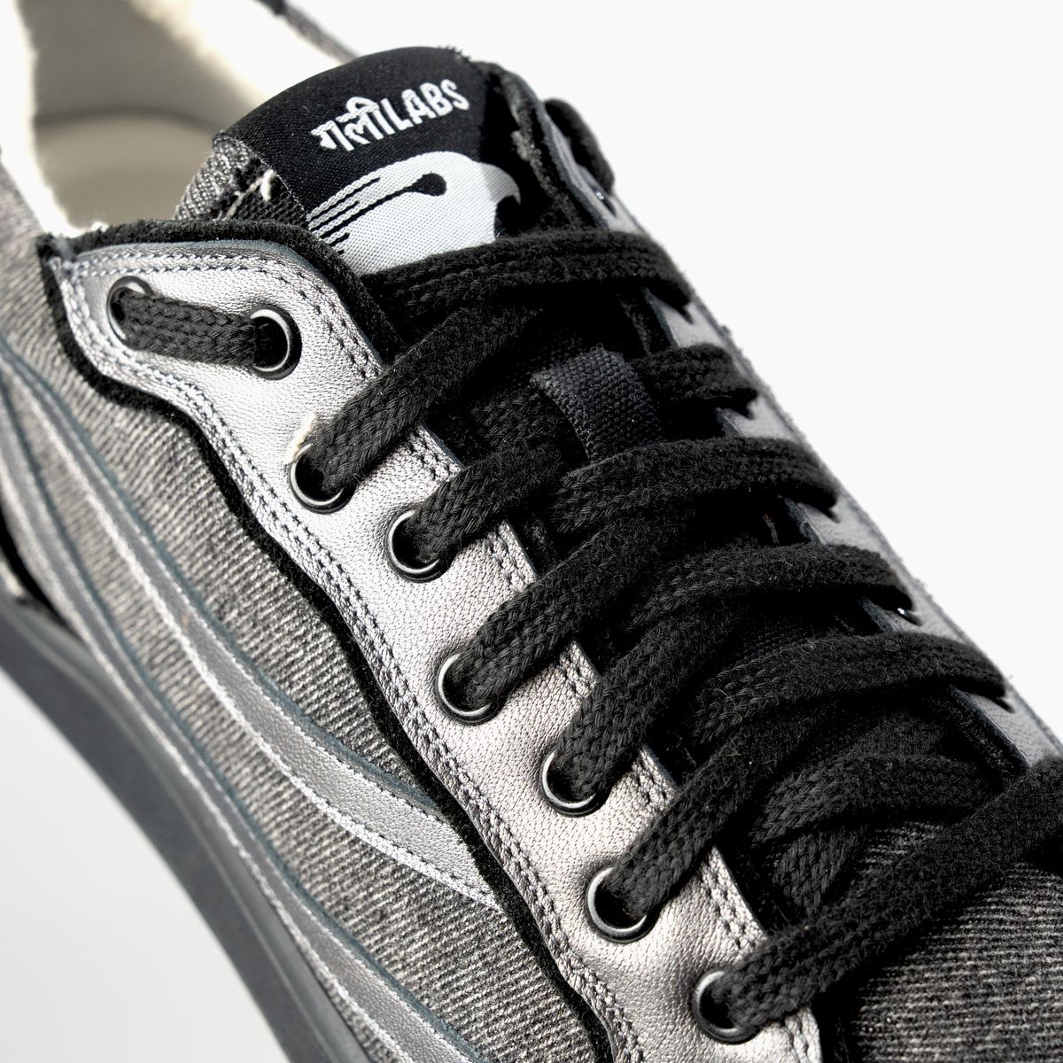 Gully Number 001 -  Baaz Chaaya Grey for Women - image 3
