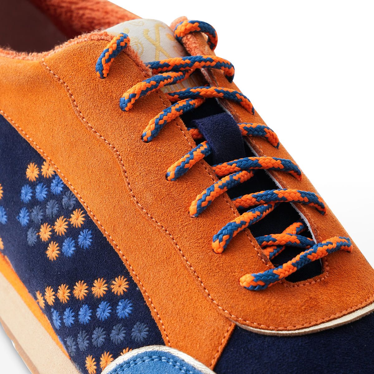 Gully Number 002 - 1948 Victory Blue for Women - image 3