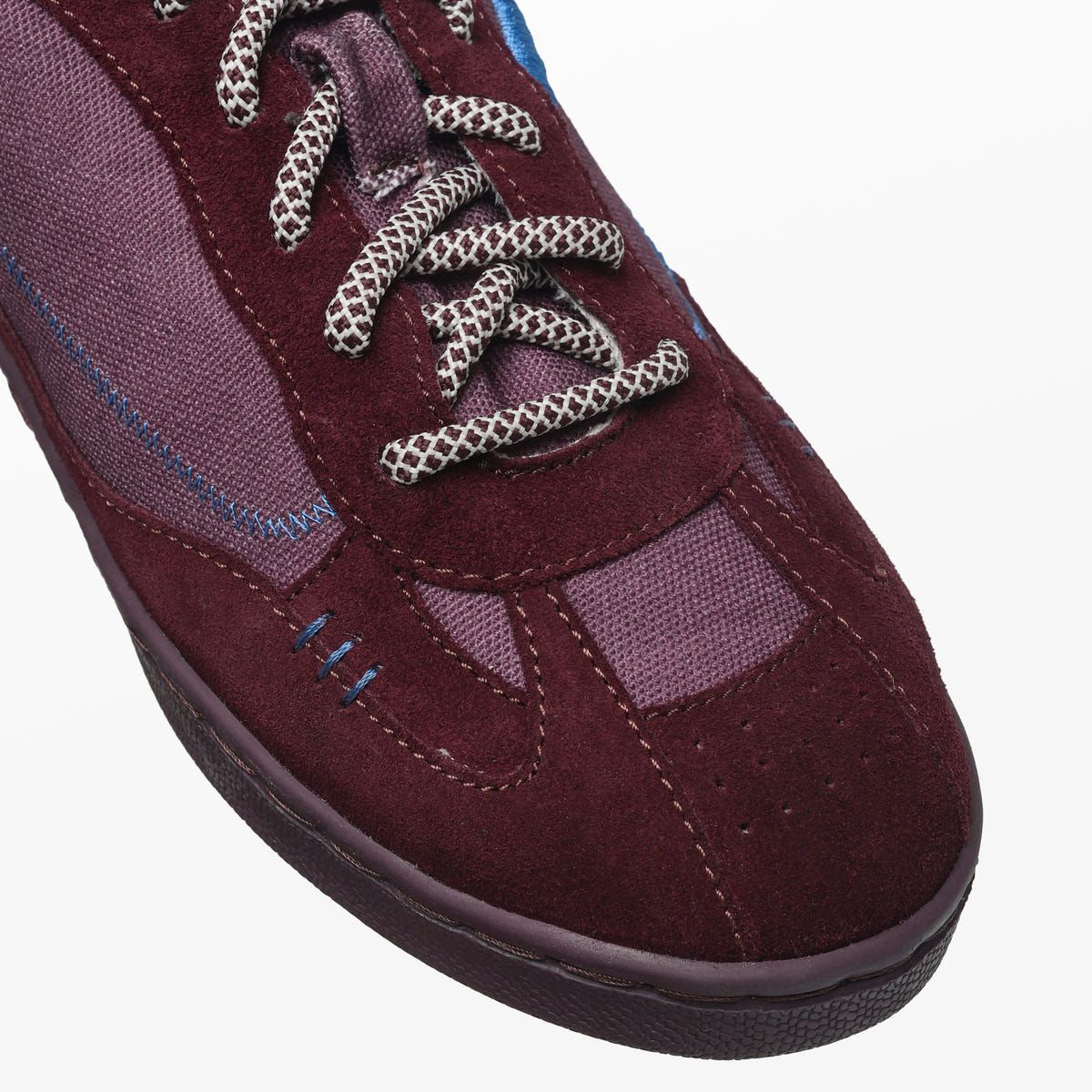 GULLY NUMBER 001 - Baaz Laakh Red for Women - image 3