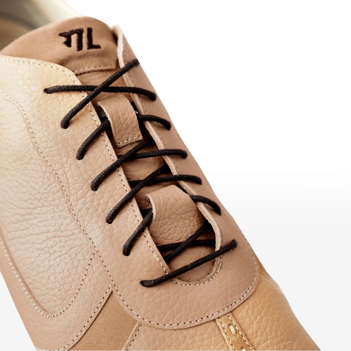 Gully Number 003 - Gerune Beige for Women - image 3