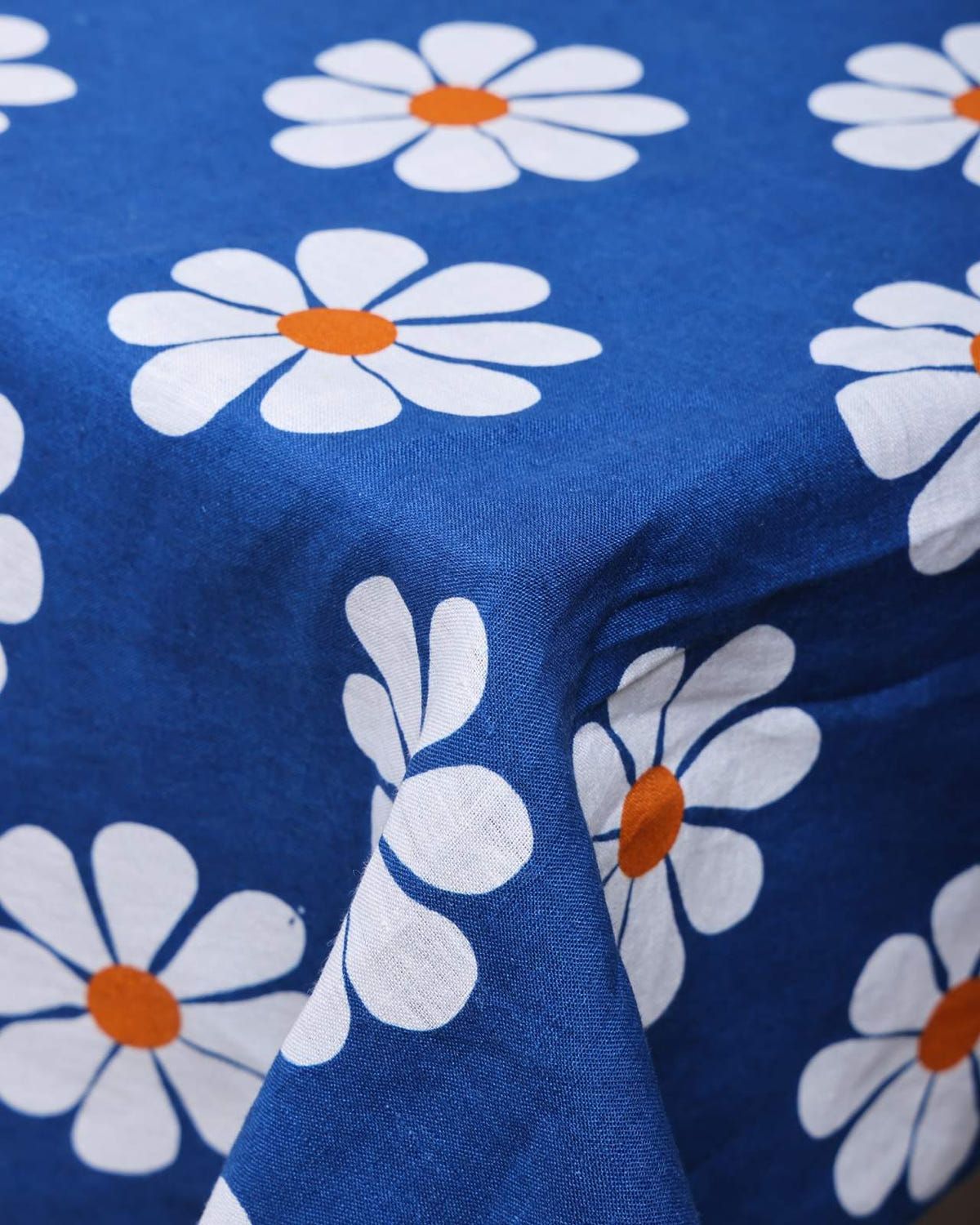 Daisy Printed Tablecloth - Indigo - image 2