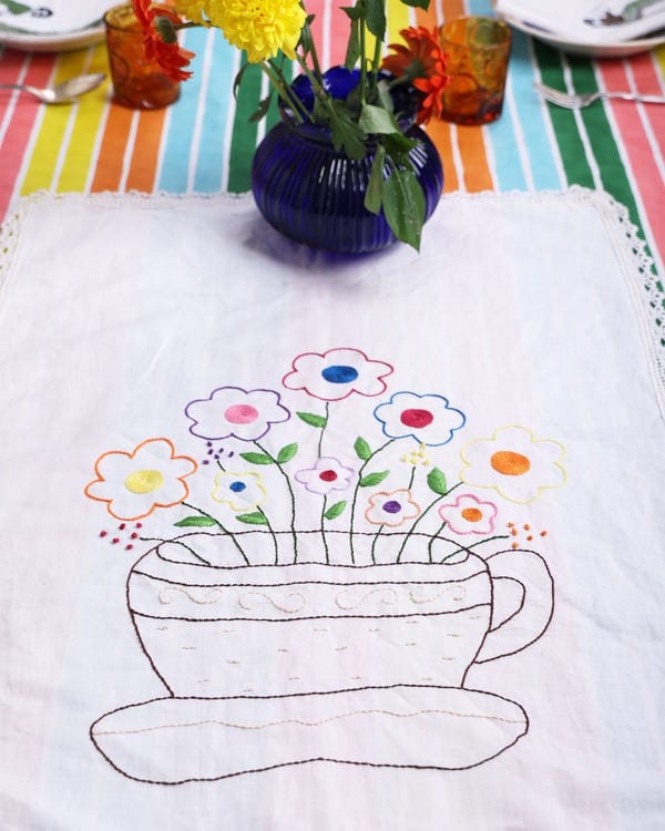 Harago — Vase Embroidered Tea Towel
