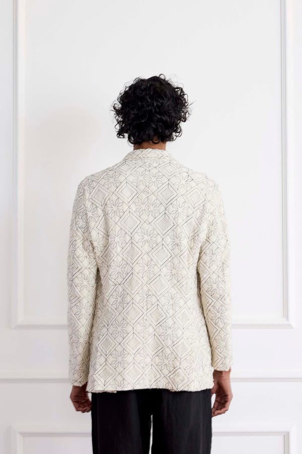 Harago — Embroidered Blazer Jacket