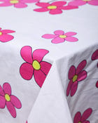 Pink Daisy Tablelcoth view 2
