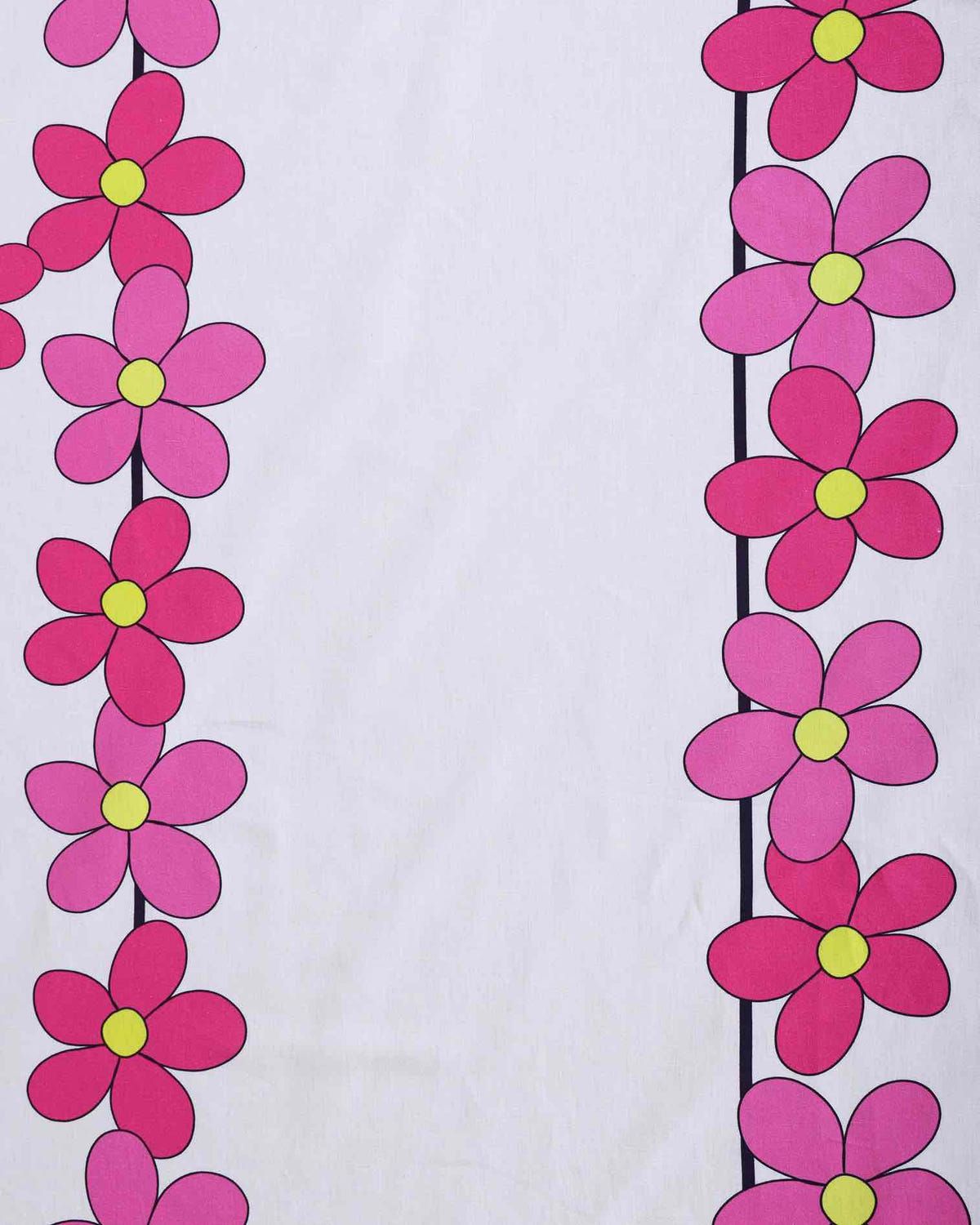 Pink Daisy Tablelcoth - image 3