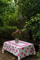 Pink Daisy Tablelcoth view 6