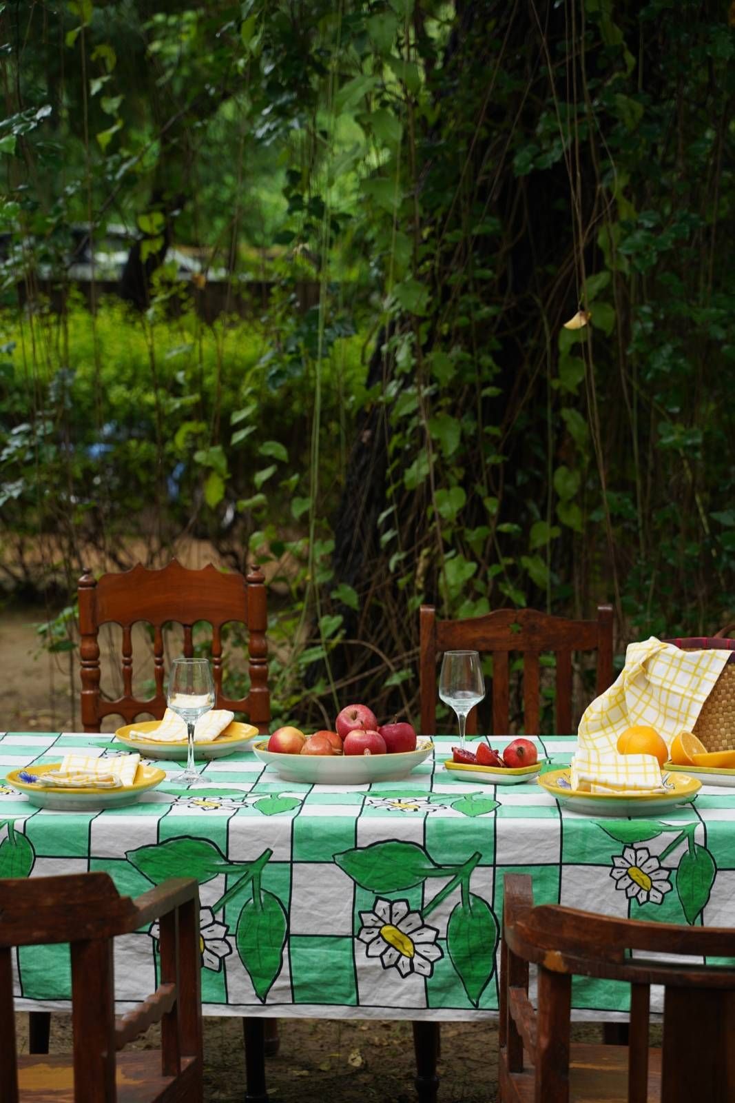 Garden Tile Tablecloth - image 4