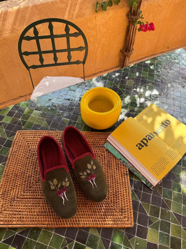 Harago — Radish Velvet Slippers