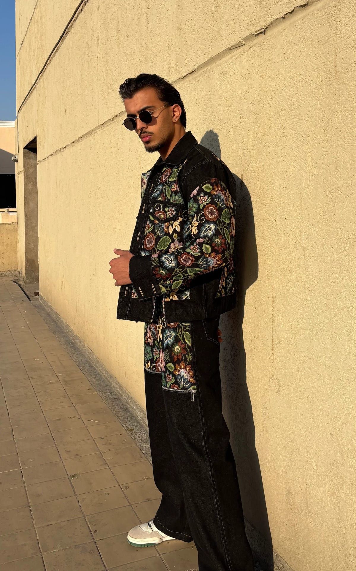 Black Floral Set - image 9