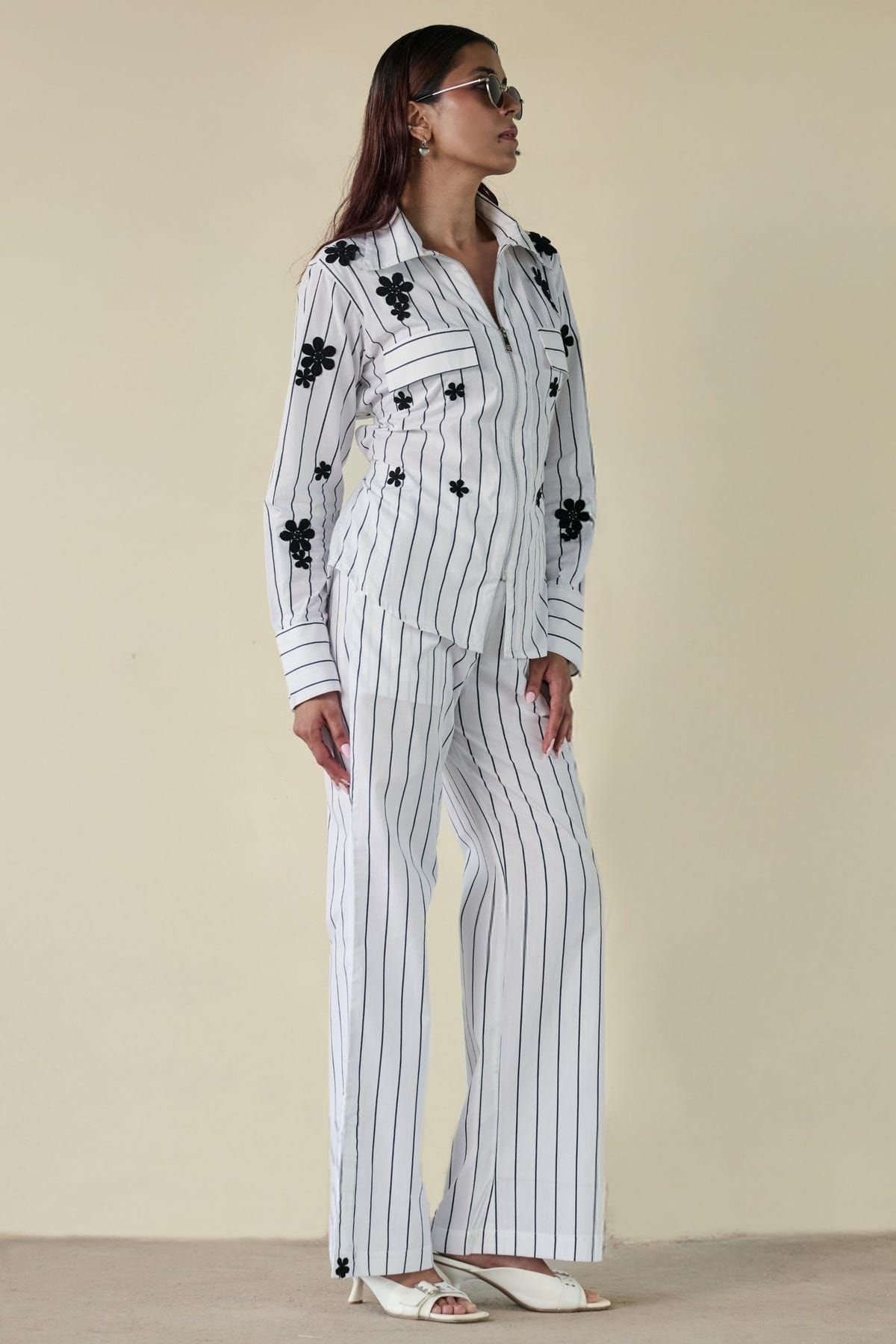 Black Stripe Floral Set - image 3