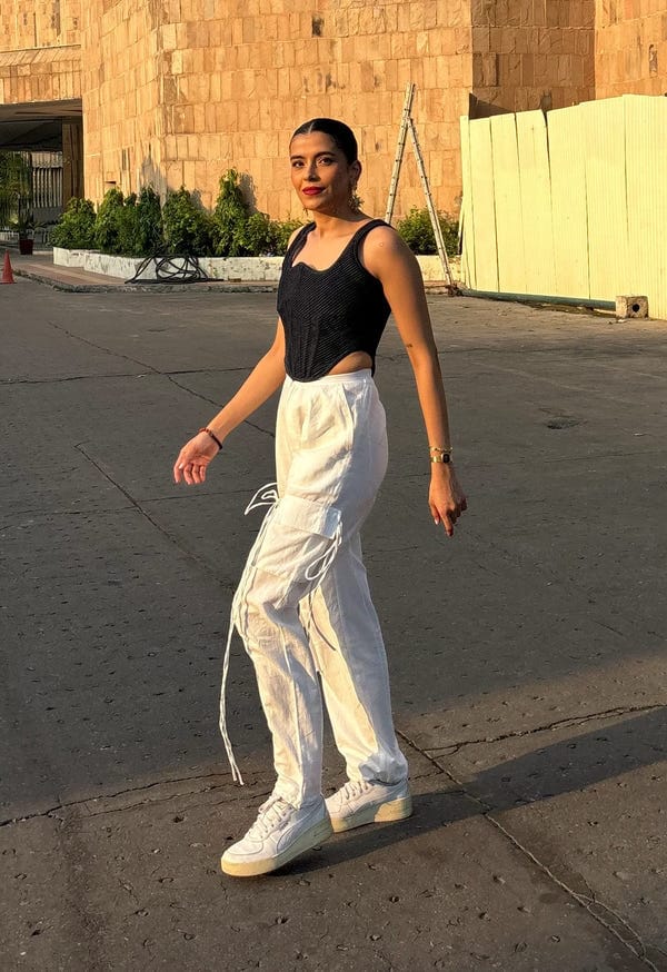 Inner Saints — Off White Linen Cargo Strings Pants