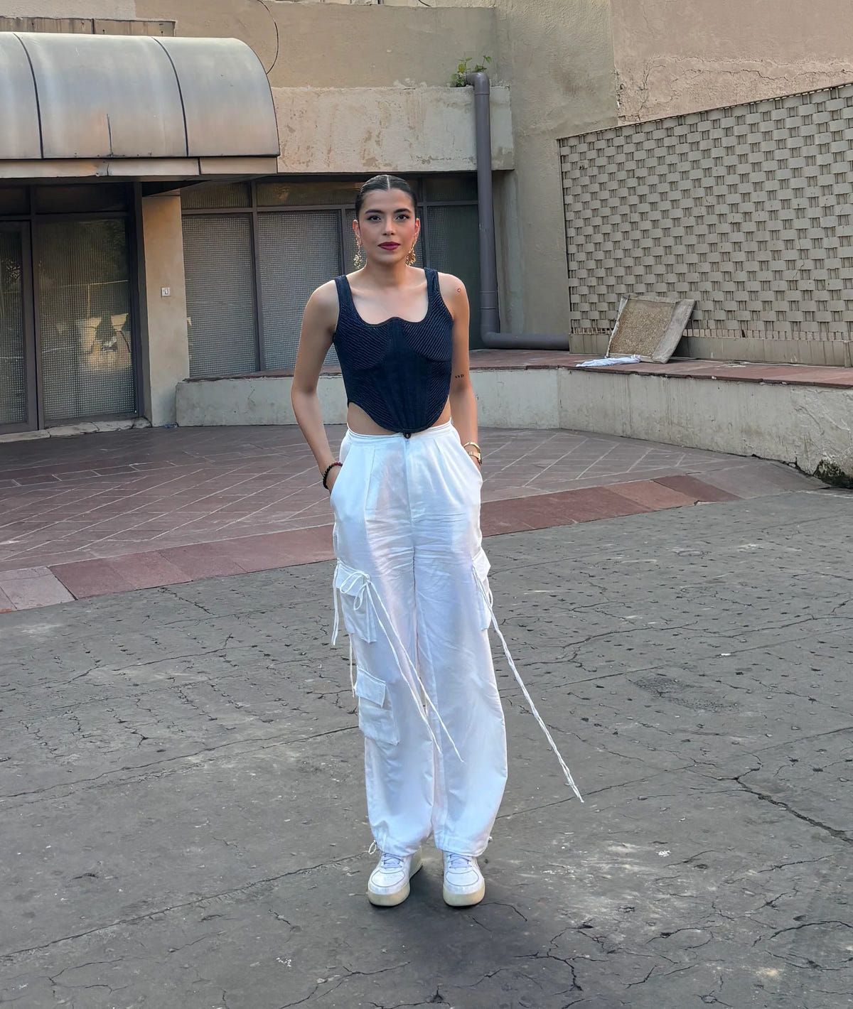 Off White Linen Cargo Strings Pants - image 5