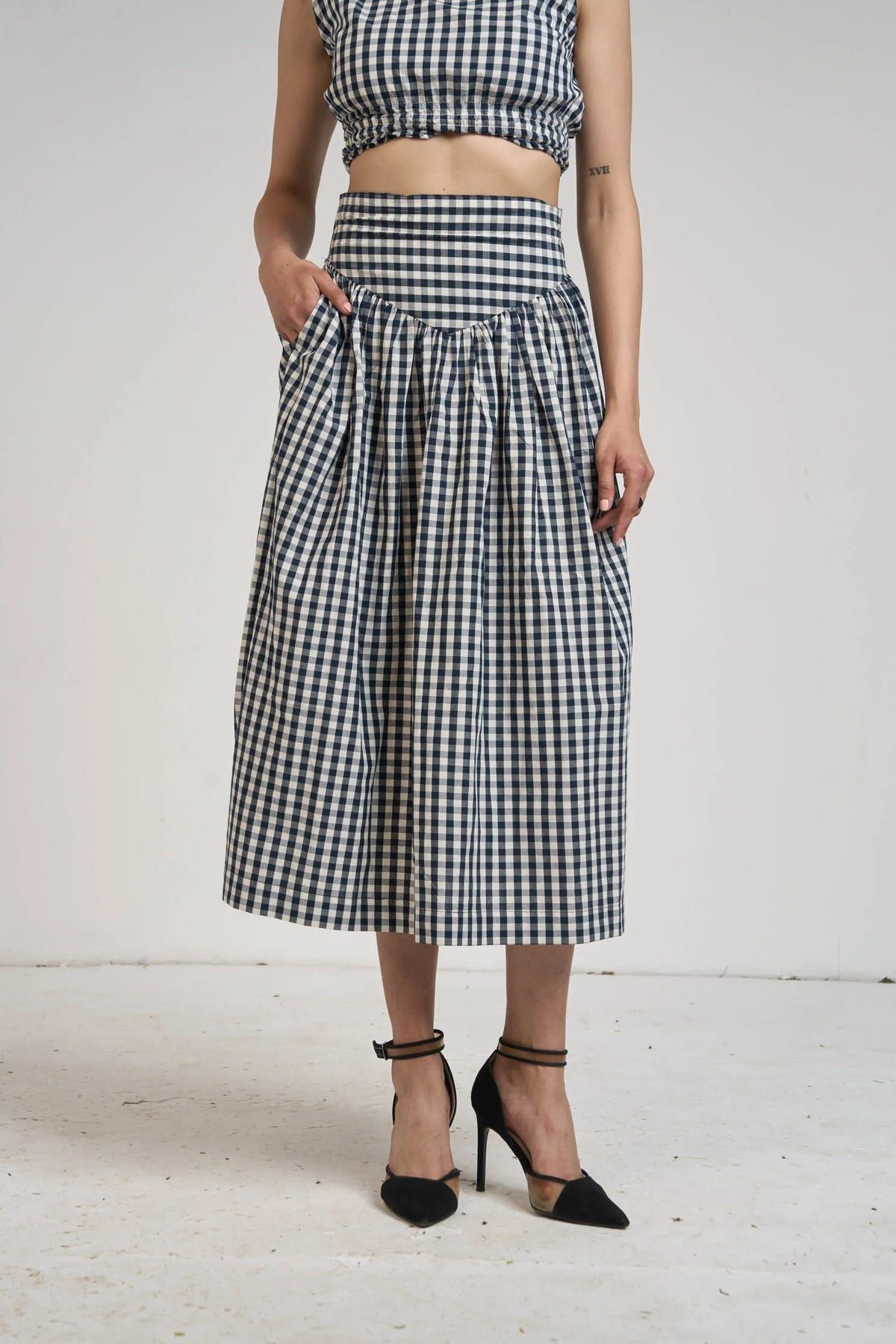 BLACK GINGHAM TOP & SKIRT - image 10