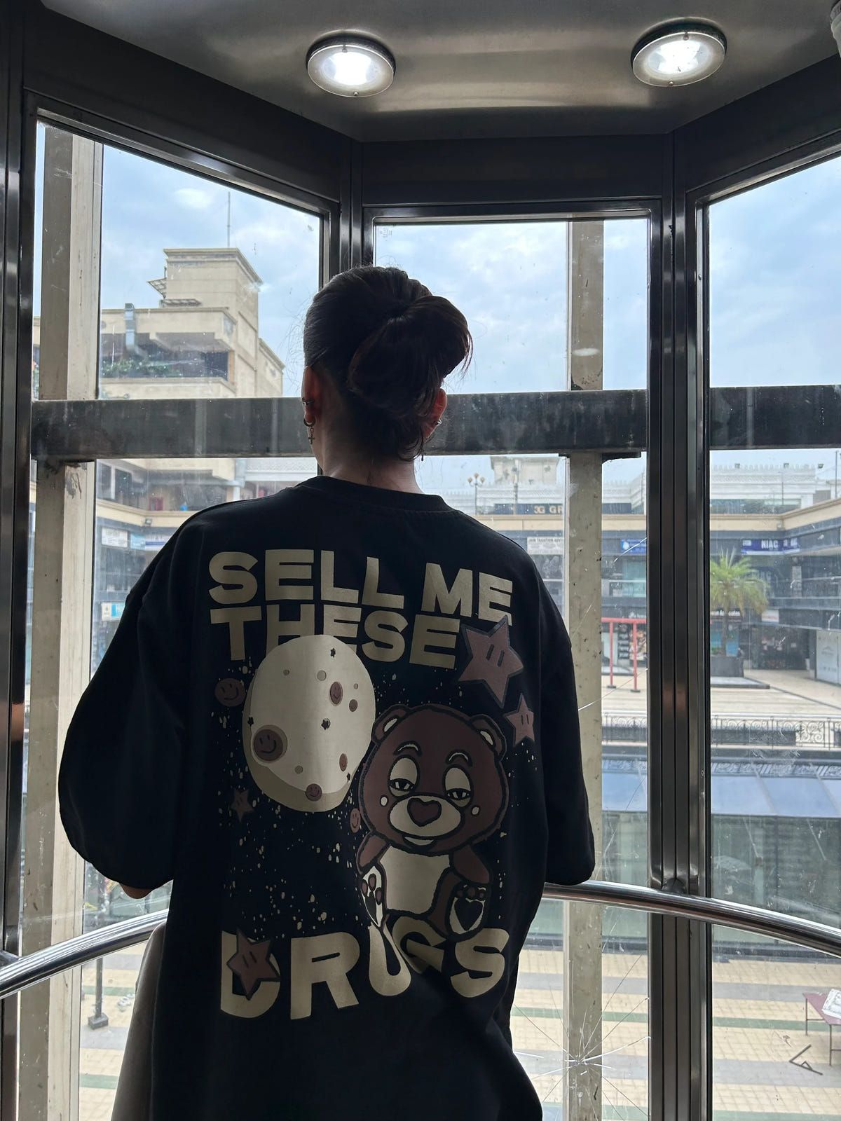 Sell Me The Drugs Black Oversized T-Shirt - image 4