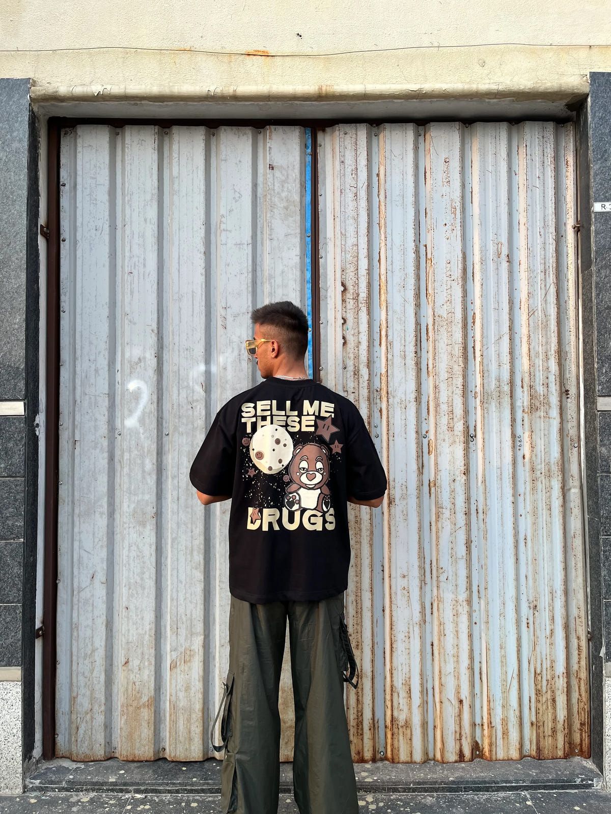 Sell Me The Drugs Black Oversized T-Shirt - image 5