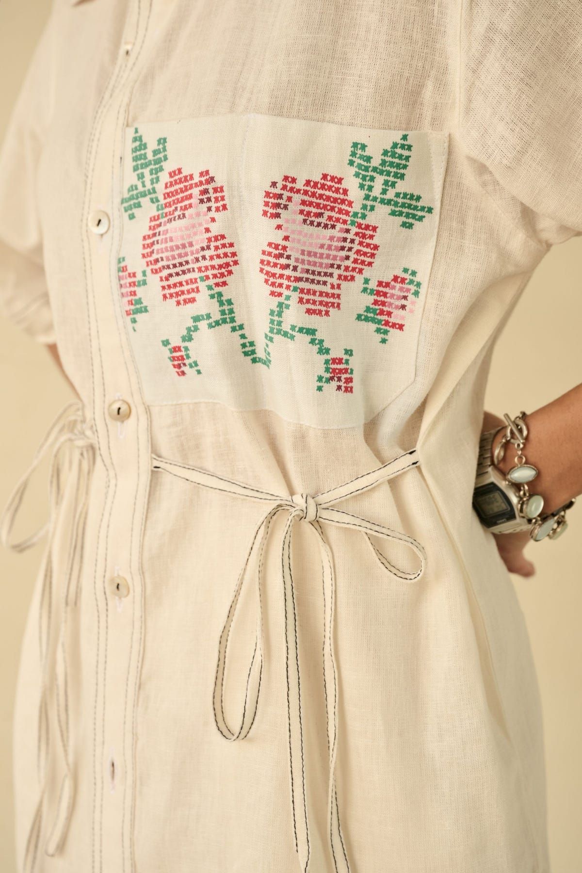 Ivory Bloom Linen Set - image 4