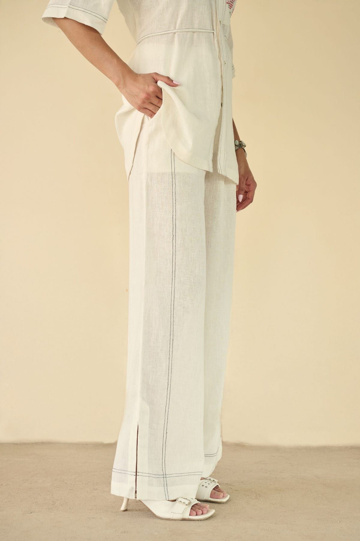 Ivory Bloom Linen Set - image 8