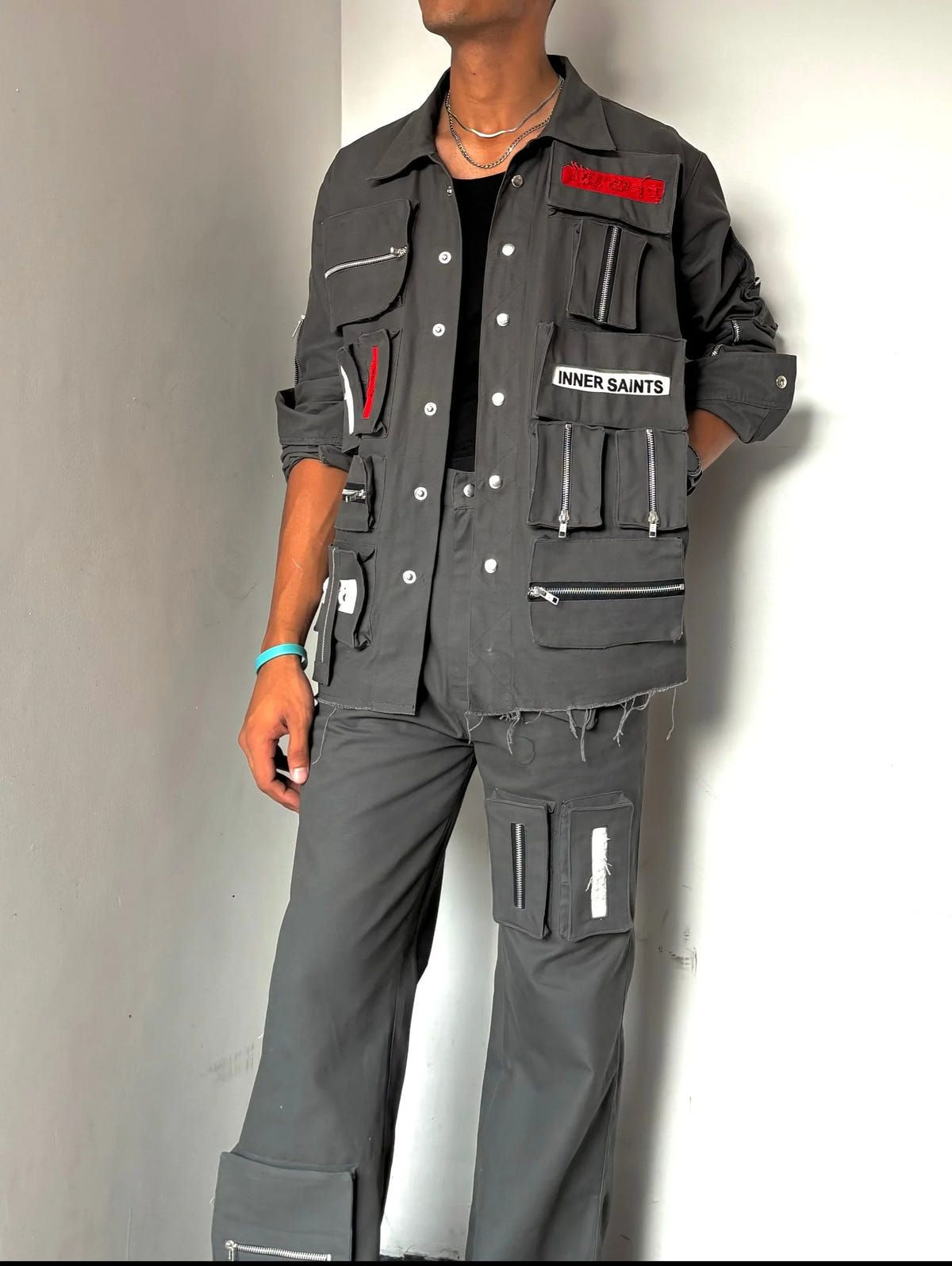 3D Box Grey Jacket & Pants - image 1