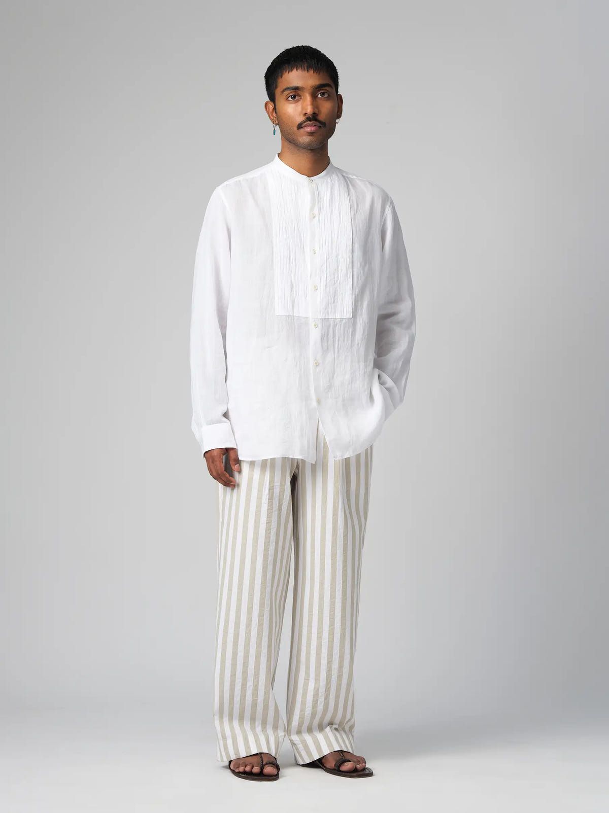 IT.025.16.157 PLEATED BAND COLLAR SHIRT - image 3