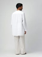 IT.025.16.158 PLEATED LONG SHIRT view 2