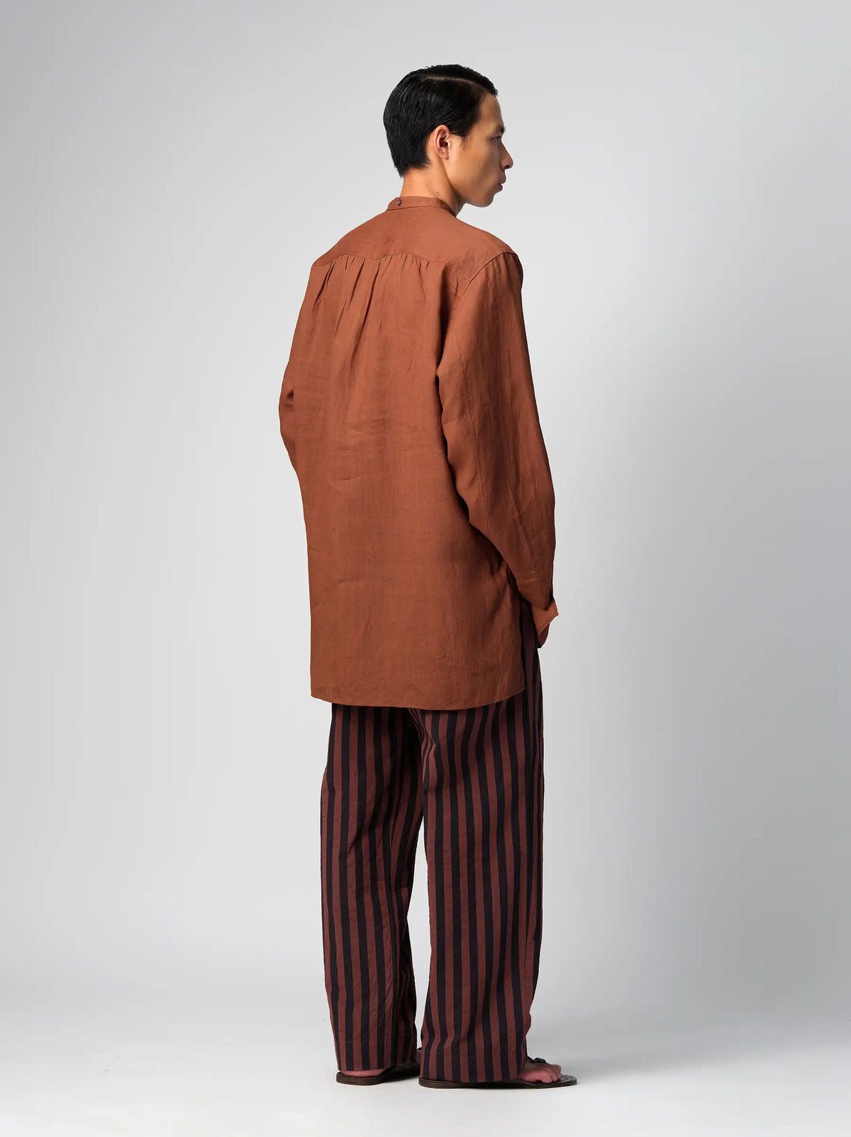 IT.025.16.158 PLEATED LONG SHIRT - image 4