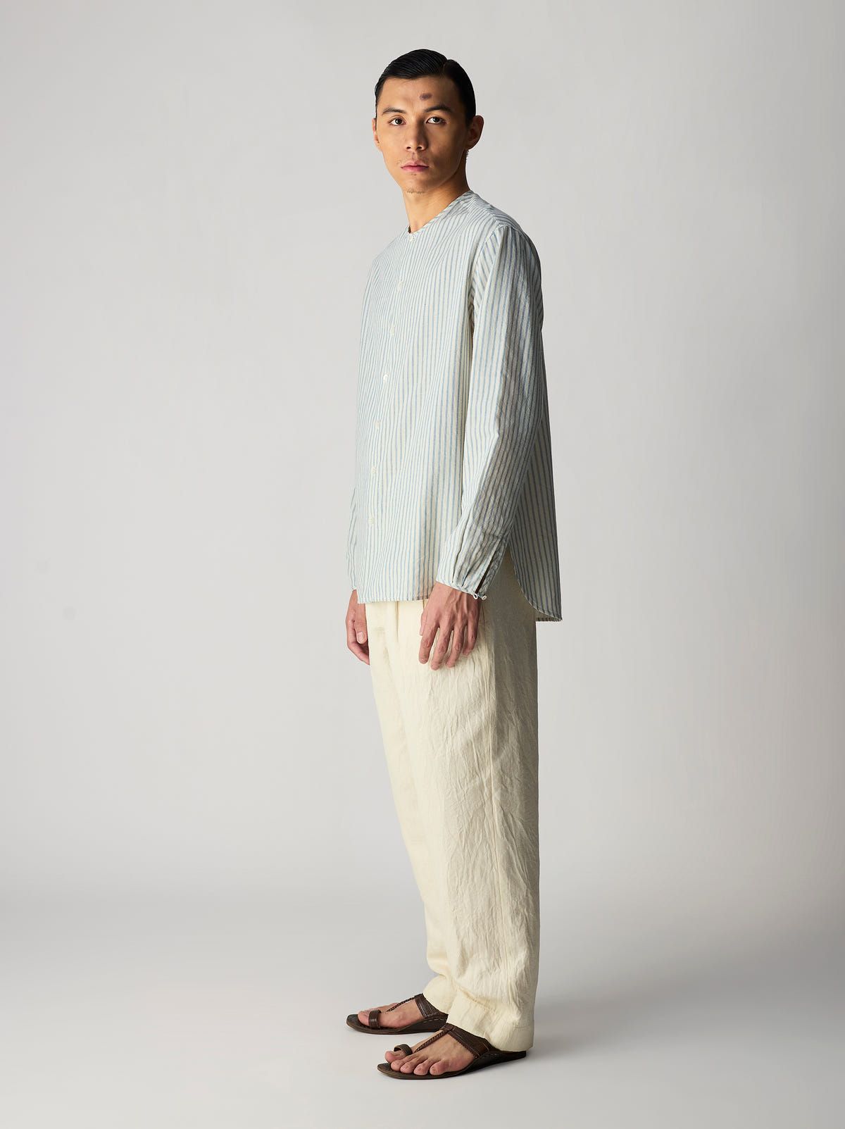 IT.026.17.207 BINDING COLLAR SHIRT - image 2