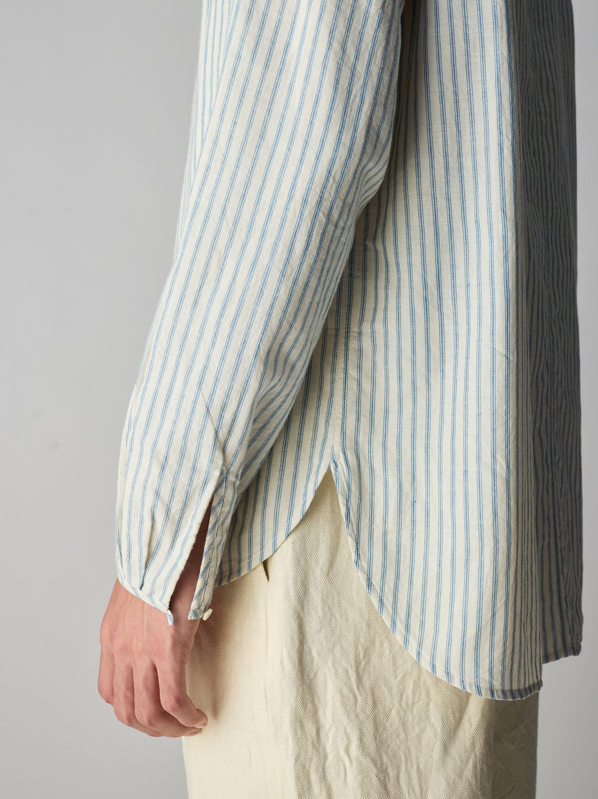 IT.026.17.207 BINDING COLLAR SHIRT - image 3