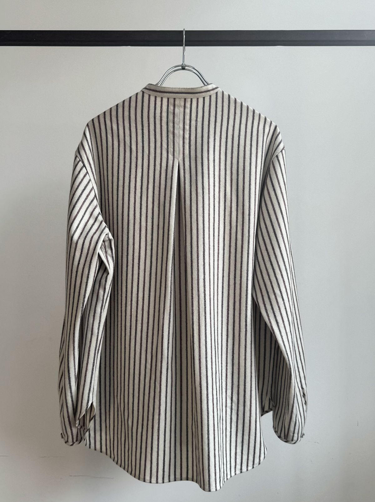 IT.EXC.25.56 BAND COLLAR SHIRT - image 8